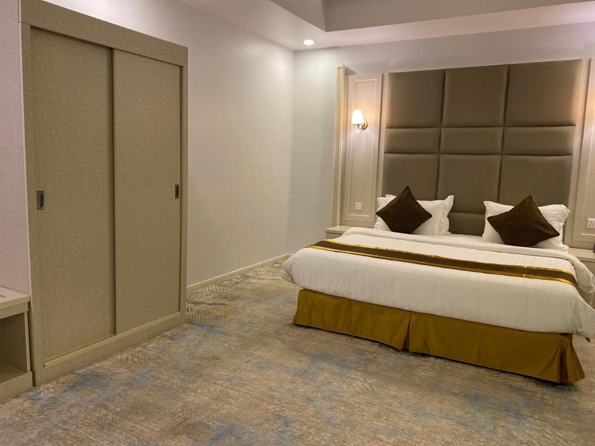Hotel Areen Al Basateen 3*