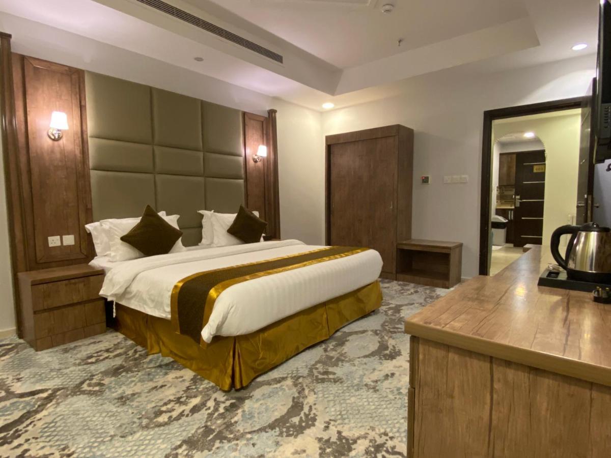 Hotel Areen Al Basateen 3*